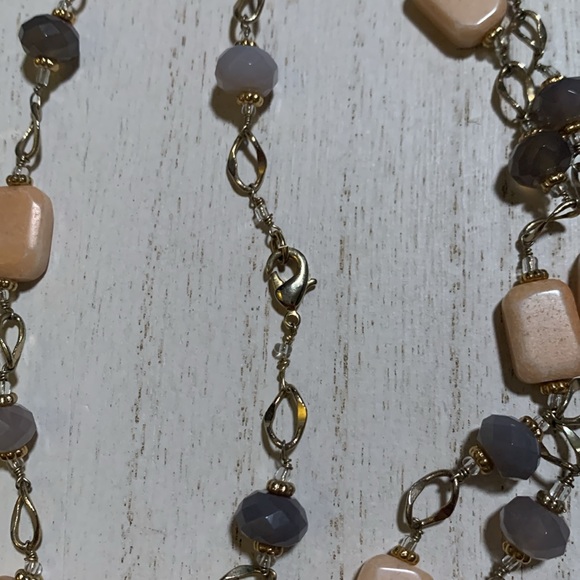 Stylish Necklace - Picture 5 of 5